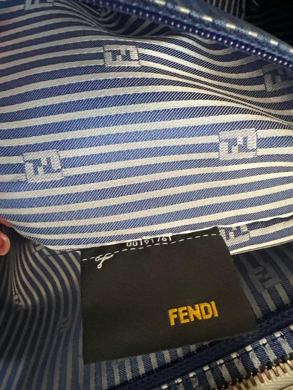 FENDI Zucca Spalmati Striped LARGE Tote Bag Authentic - Picture 11 of 15